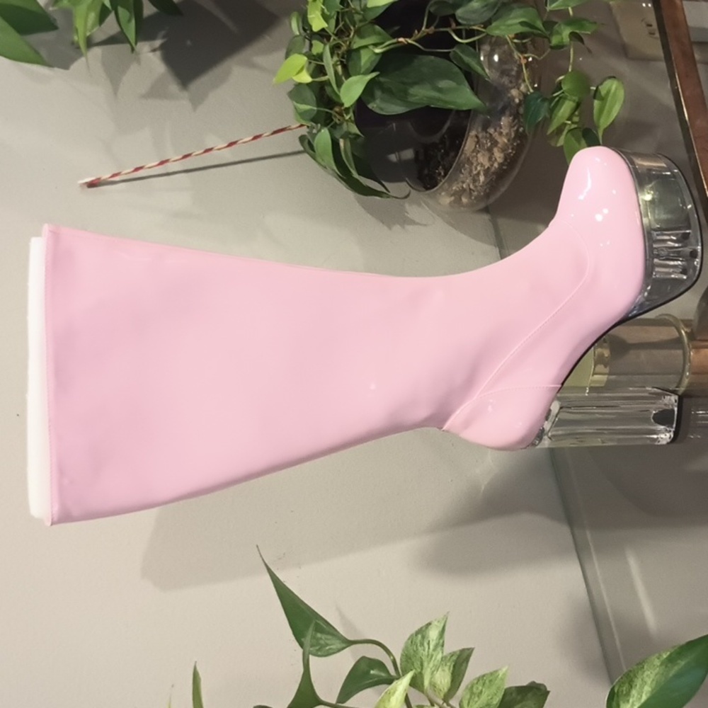 🛑🛑 SOLD 🛑 🛑 Dolls Kill Pink Patent Leather Platform Boots